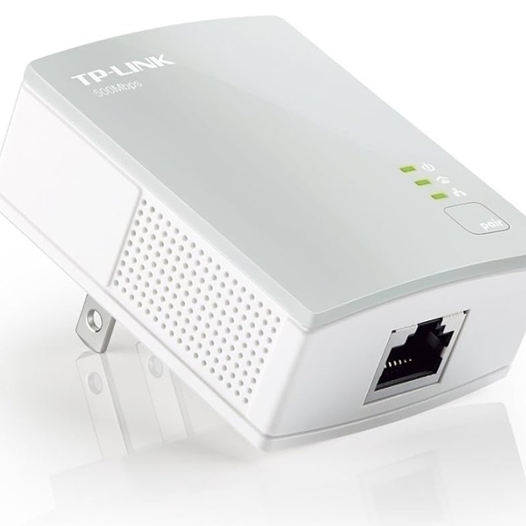 TP-LINK TL-PA4010 AV500 Nano Powerline Adapter, 500Mbps, 3 Pc Set. - Picture 3 of 15